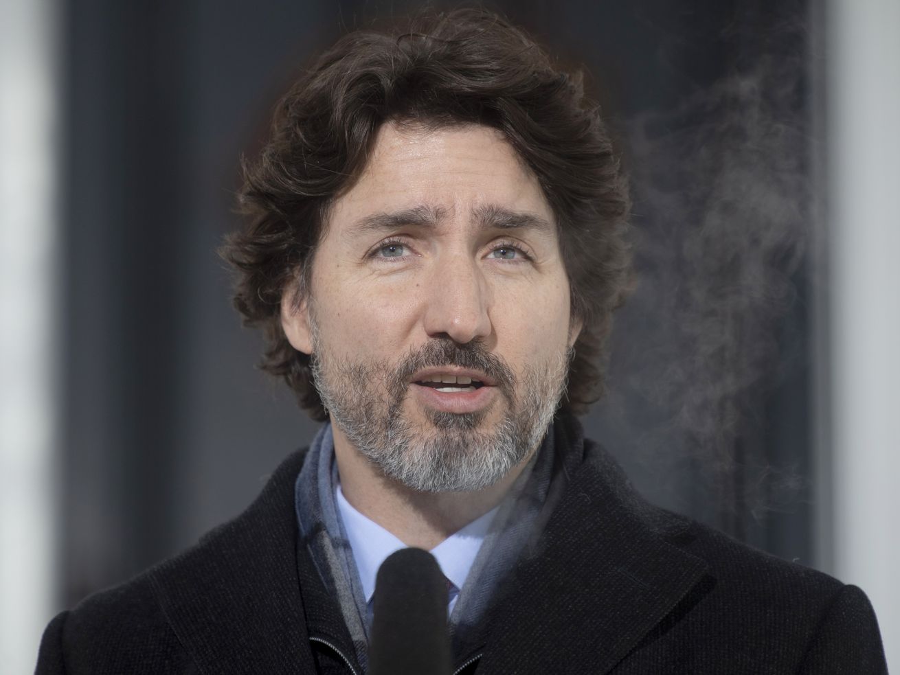 Canada to quarantine travelers, suspend flights
south 1