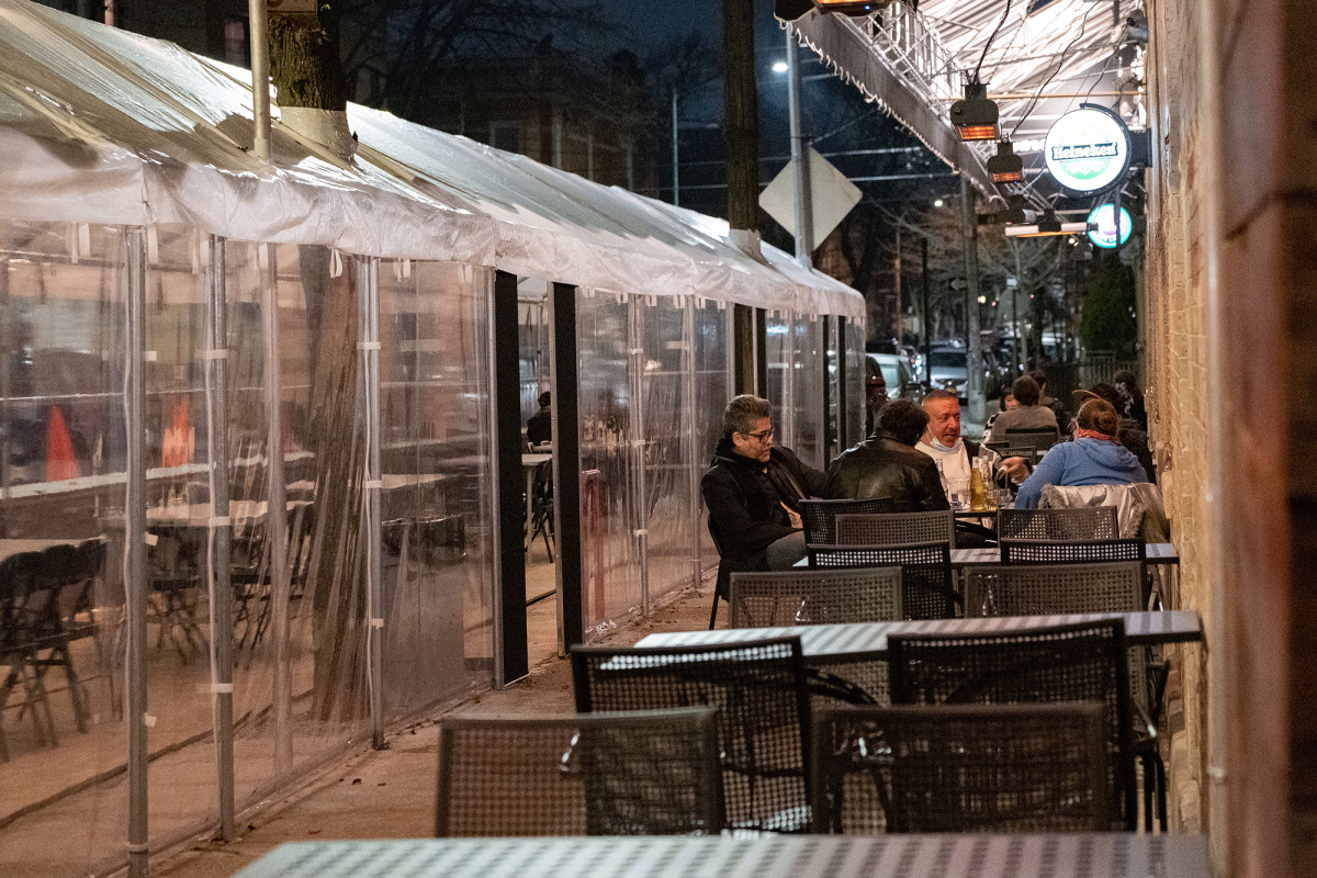 The cold reality of outdoor dining and takeout during a
COVID-19 winter 1