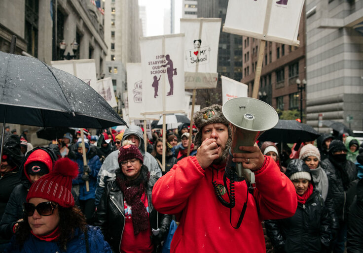 Chicago Teachers Union Plans Strike Over School
Reopening 1