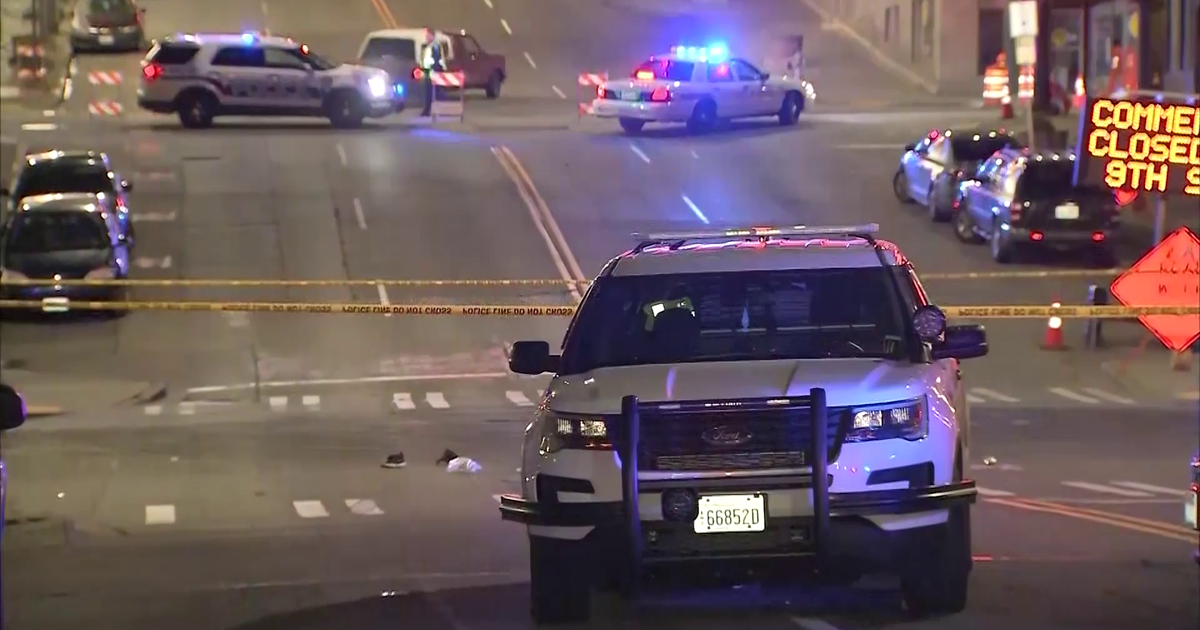 Video shows Tacoma officer drive into crowd, injuring at
least 1 1