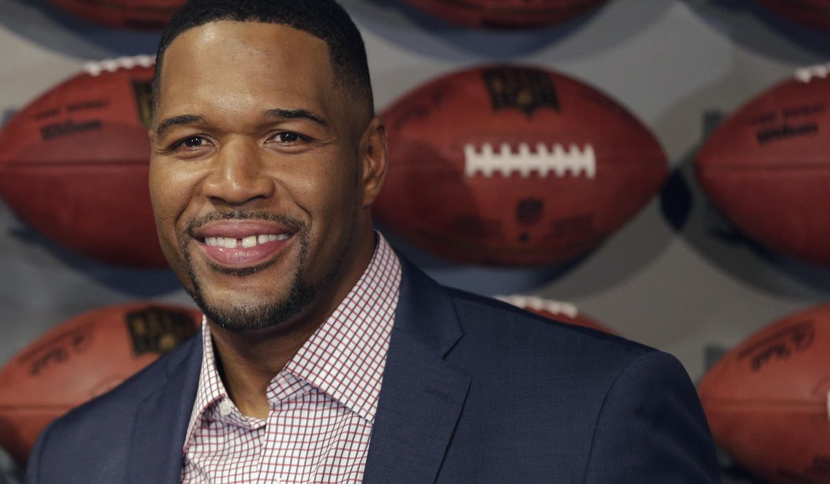 AP sources: Michael Strahan tests positive for
COVID-19 1
