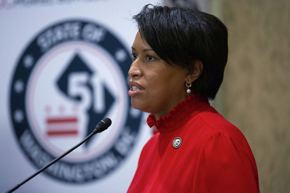 DC Mayor Muriel Bowser’s sister dies of COVID-19
complications 1