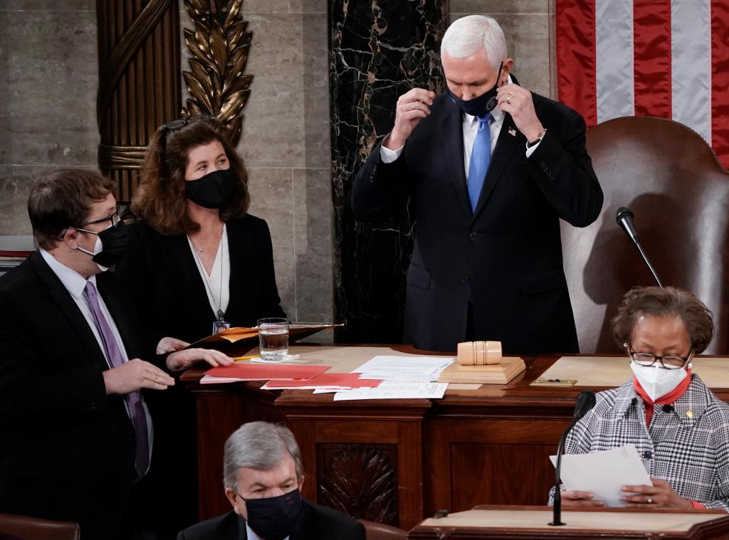U.S. House to vote on $1.9 trillion COVID-19 relief bill
that includes $1,400 payments 1