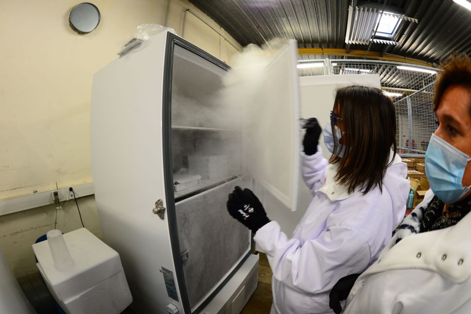 Vaccine Breakthrough: Pfizer COVID-19 Vaccine No Longer
Requires Deep Freezing 1