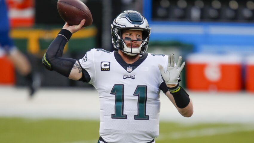 Patriots reportedly had 'no real interest' in former Eagles
QB Carson Wentz 1