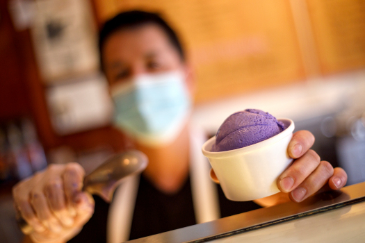 Longtime East Bay ice cream shop grateful for COVID-19
relief money 1