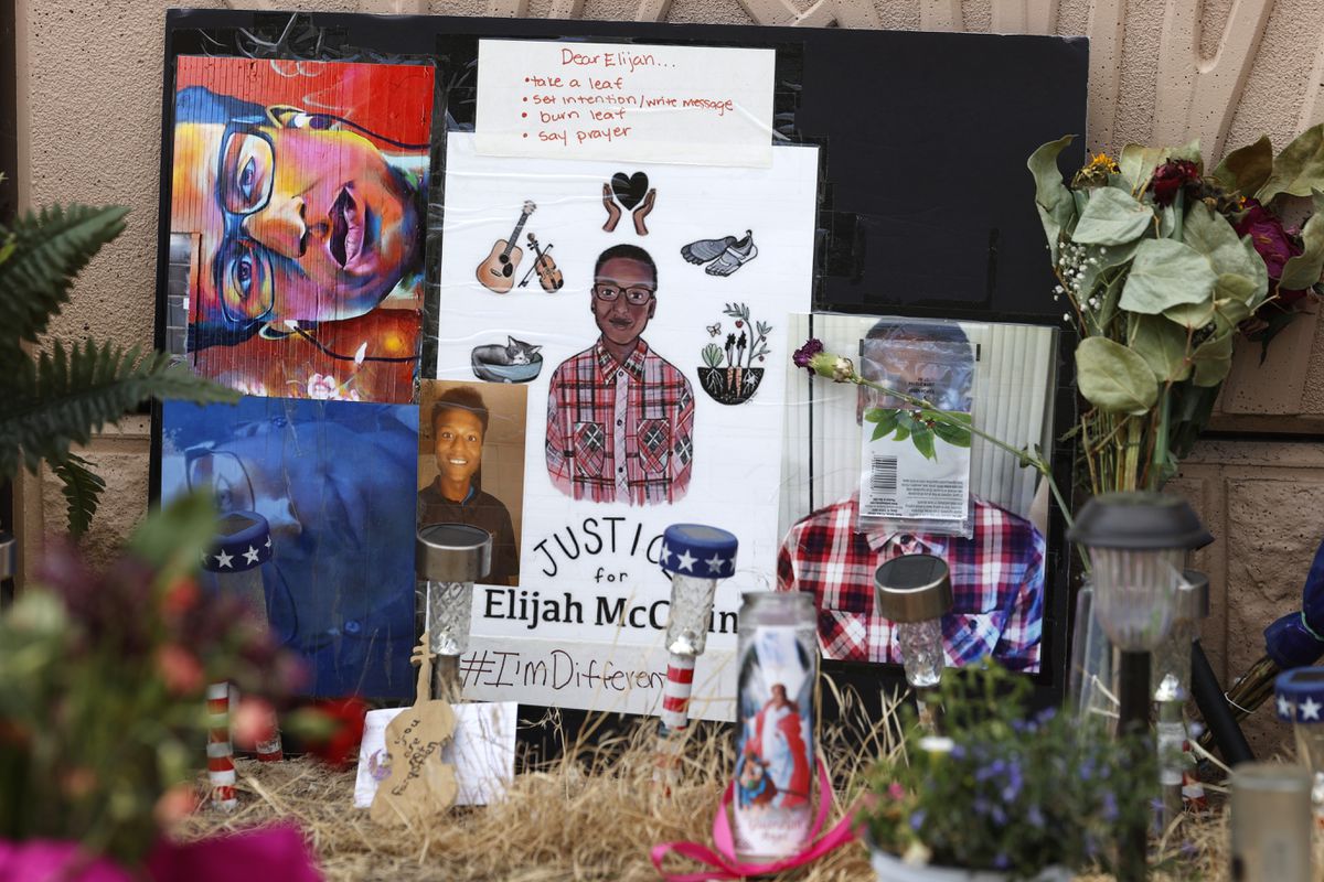 Independent investigation into death of Elijah McClain says
officers had no legal grounds to stop him 1