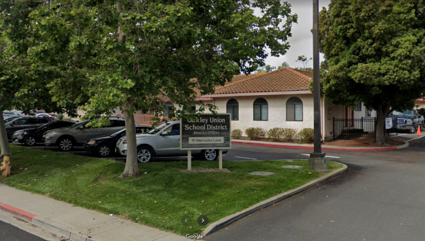 Oakley to appoint one school trustee, discuss four other
openings next week 1
