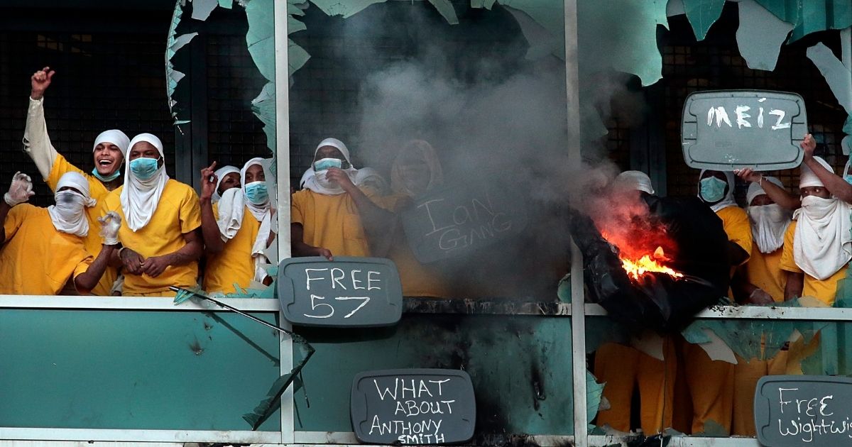 Dem Rep Could Barely Hold Off for a Month Before Going Back
to Supporting Riots 1