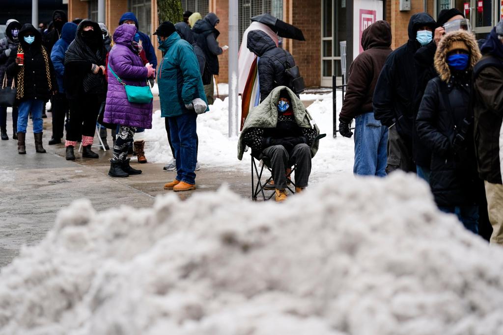 US tops 500,000 coronavirus deaths, matching the toll of 3
wars 1