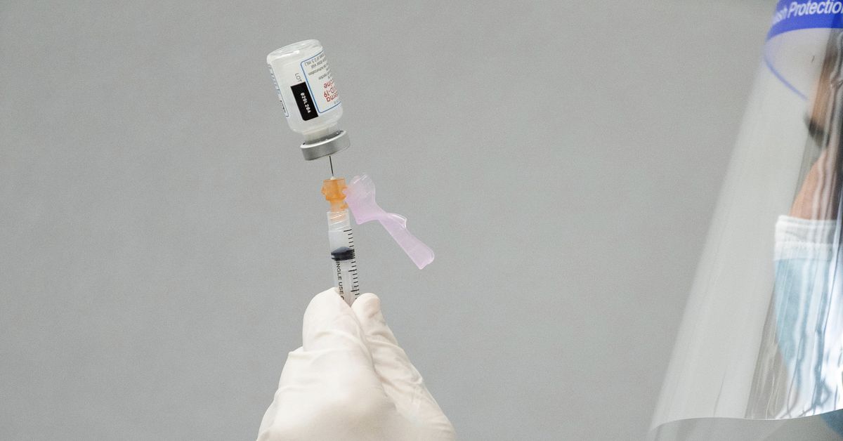 3K more residents infected, but 63K more vaccinated against
coronavirus across Illinois 1