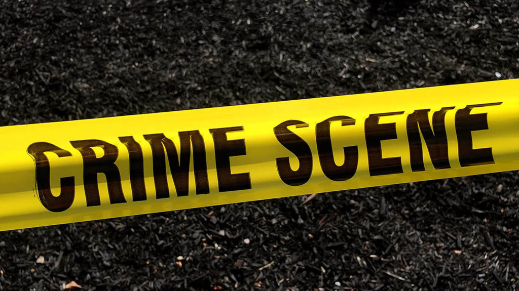 3 Kansas police officers injured by shotgun in vacant
home 1
