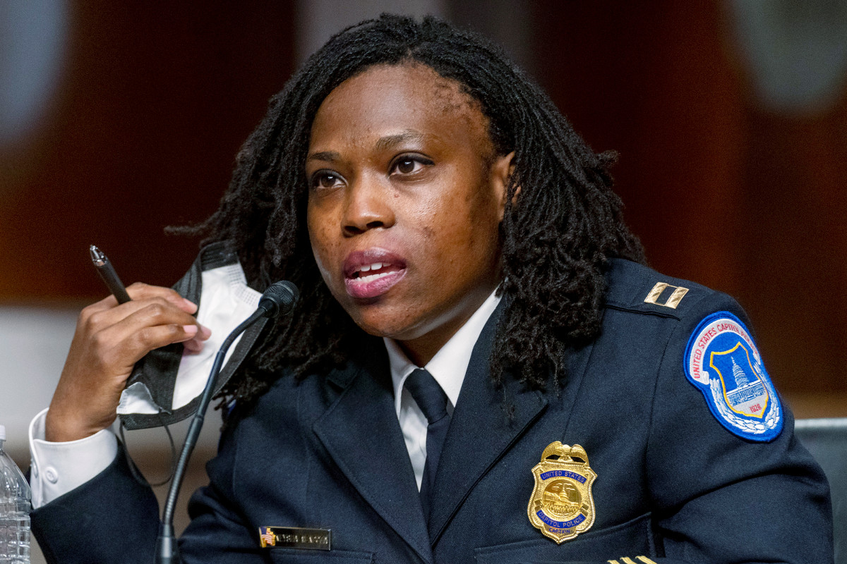‘I still have the chemical burns on my face’: Capitol cop
shares horrifying riot details 1