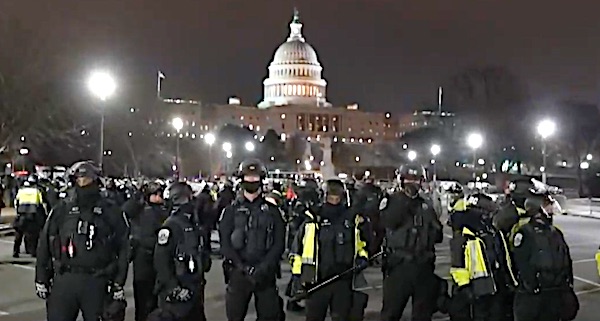 U.S. investigating possible ties between Roger Stone, Alex
Jones, Capitol rioters 1