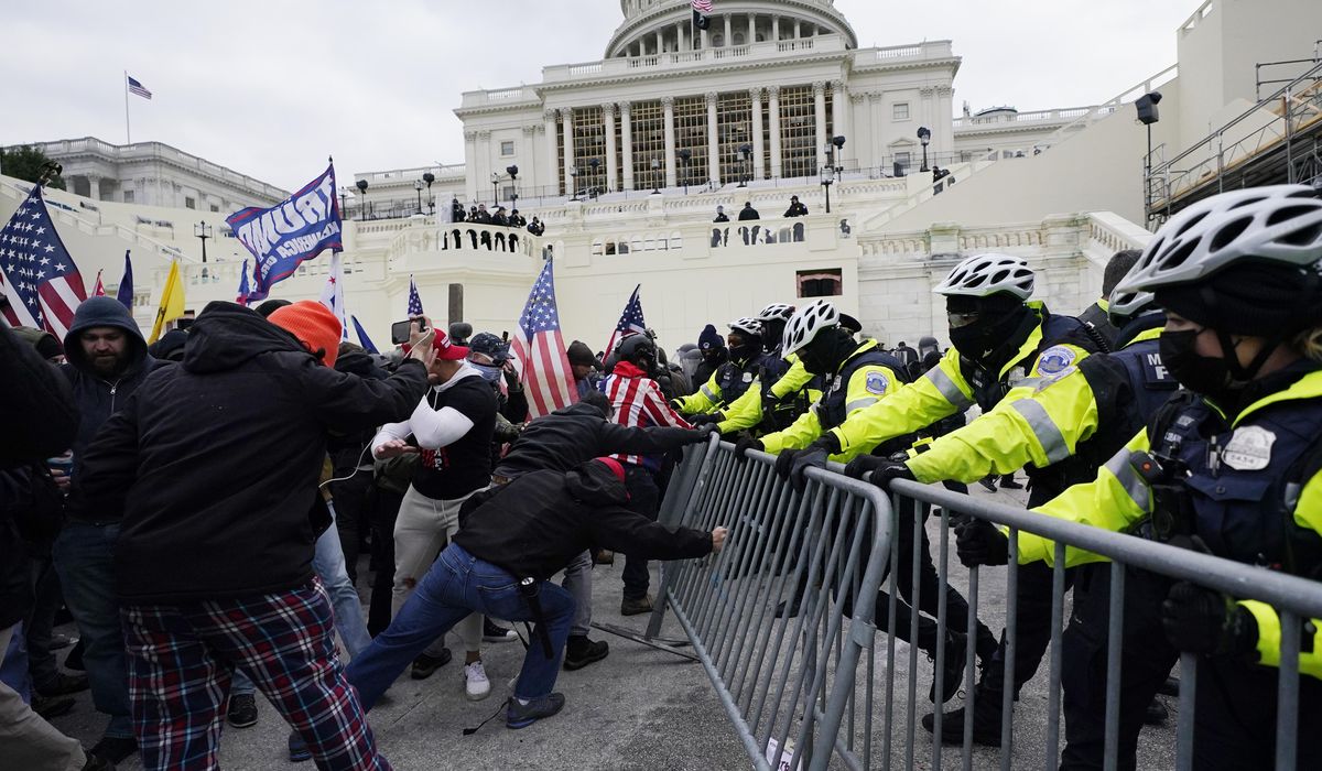 D.C. police defend response to protest before Capitol
riot 1