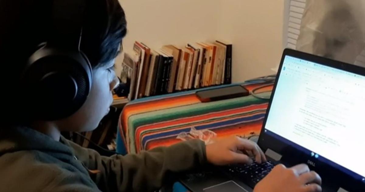 San Francisco sues own school district to resume in-person
classes 1