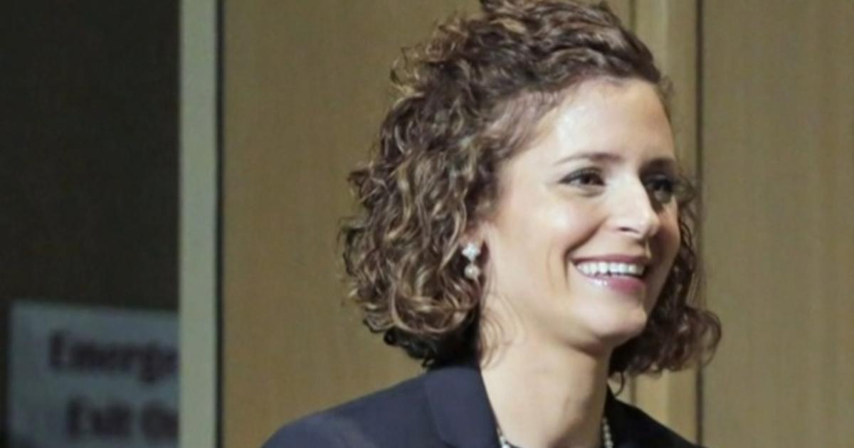 Widow of Louisiana congressman-elect who died of COVID-19
runs for his seat 1