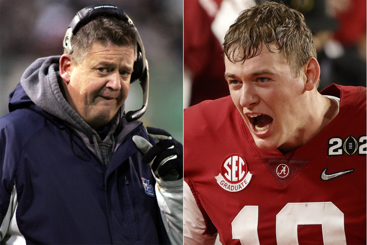 Charlie Weis doesn’t want Patriots to be ‘dumbasses’ for
passing on Mac Jones 1 Charlie Weis doesn’t want Patriots to be ‘dumbasses’ for
passing on Mac Jones 1