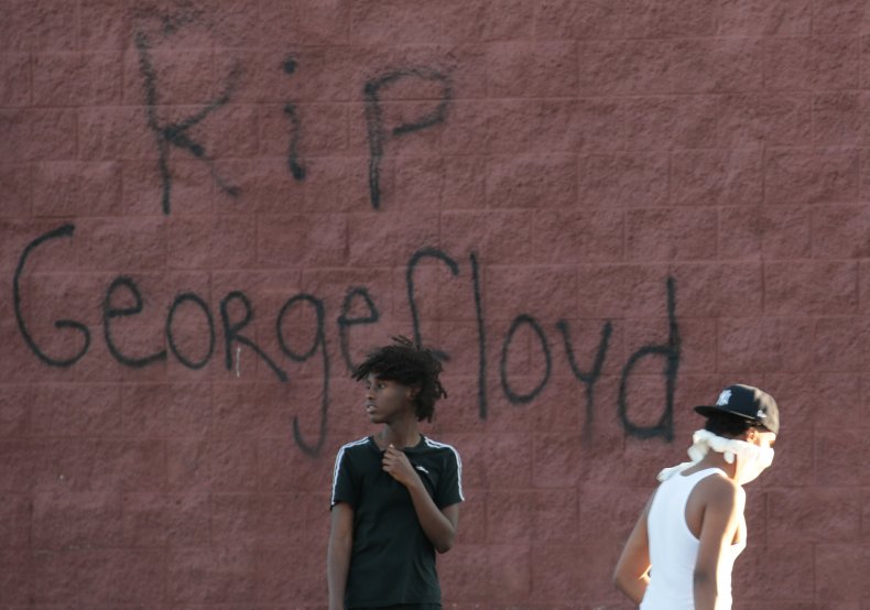Ohio High School Teacher Put on Leave for Disputing How
George Floyd Died 1