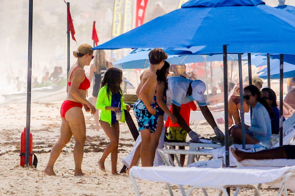 Sen. Ted Cruz’s daughters have to quarantine after family’s
tone-deaf Cancun trip 1
