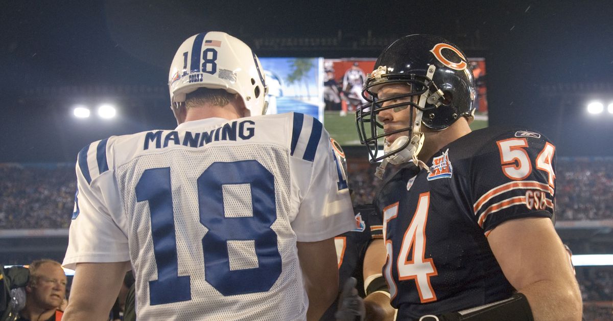 Peyton Manning highlights 2021 Pro Football Hall of Fame
class 1