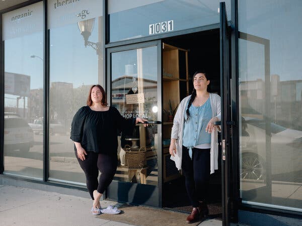 Hurt by Lockdowns, California’s Small Businesses Push to
Recall Newsom 1