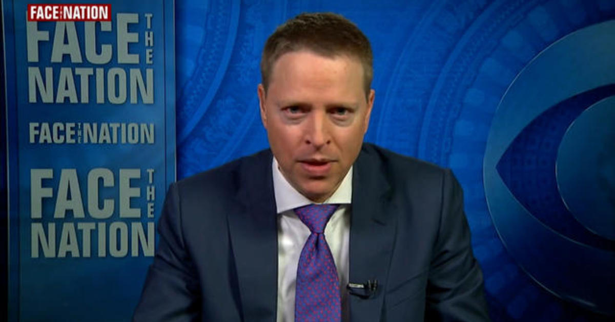Former Deputy NSA Matt Pottinger calls lack of mask guidance
under Trump a "grave misstep" 1