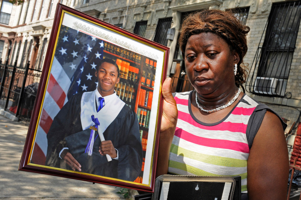 Video shows gunman open fire in fatal 2015 shooting of
Queens teenager 1