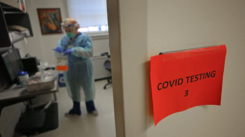 Mass. reports 1,679 new COVID-19 cases, 36 new
deaths 1