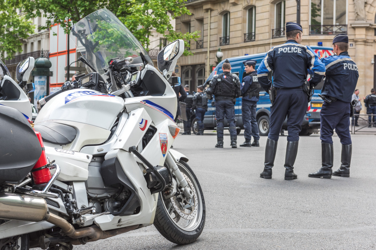 81-person French orgy broken up for violating COVID-19
curfew 1