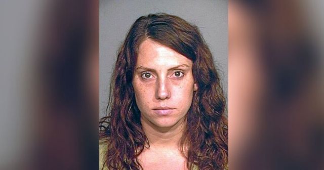 School district sued over English teacher ‘who had sex in
the classroom with two of her teen students’ 1