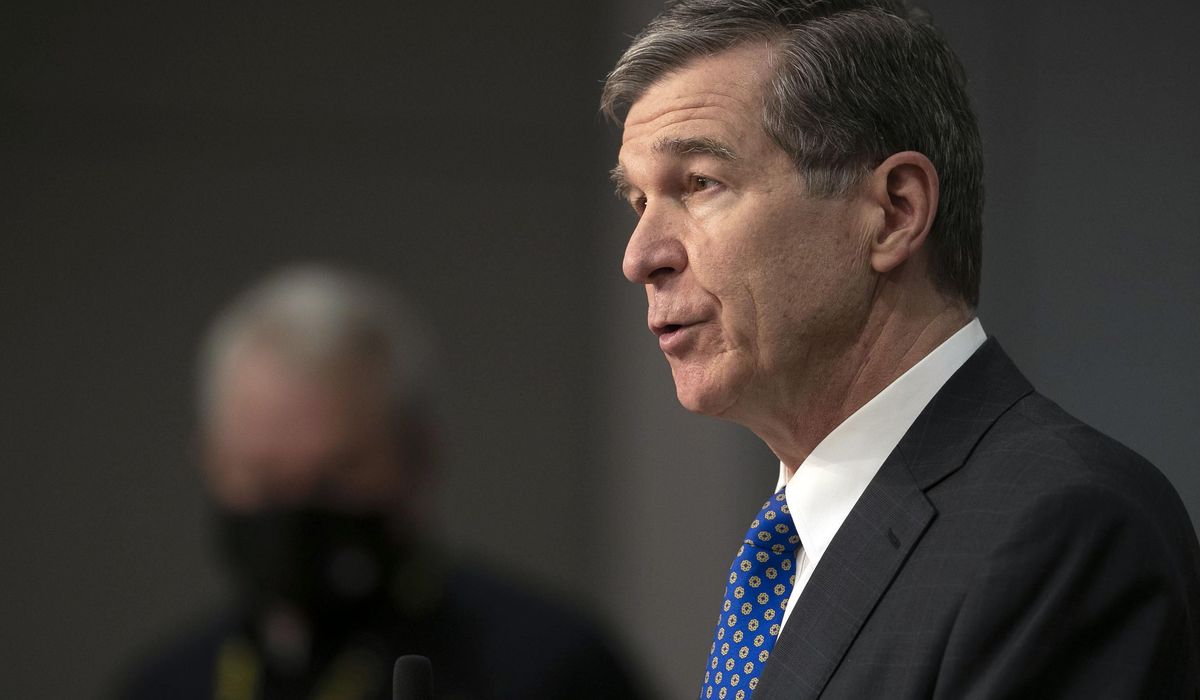 Cooper vetoes bill that would force K-12 schools to
reopen 1