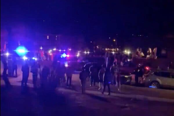 Melee Near University of Colorado-Boulder Injures 3 Police
Officers 1