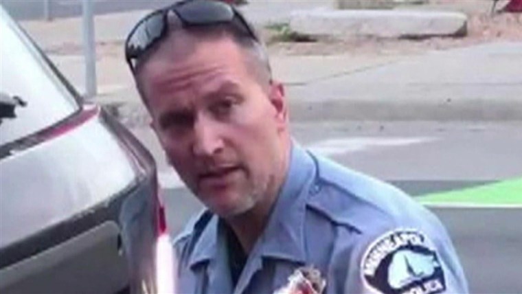 Minneapolis scraps plan to pay influencers during officers'
trials 1