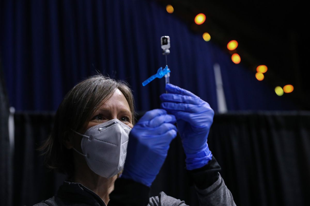 Coronavirus in Illinois updates: Here’s what’s happening
Friday with COVID-19 in the Chicago area 1 Coronavirus in Illinois updates: Here’s what’s happening
Friday with COVID-19 in the Chicago area 1