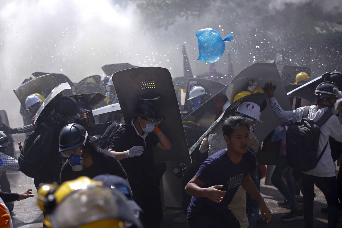 Myanmar protesters defy curfew; media outlets ordered
shut 1 Myanmar protesters defy curfew; media outlets ordered
shut 1