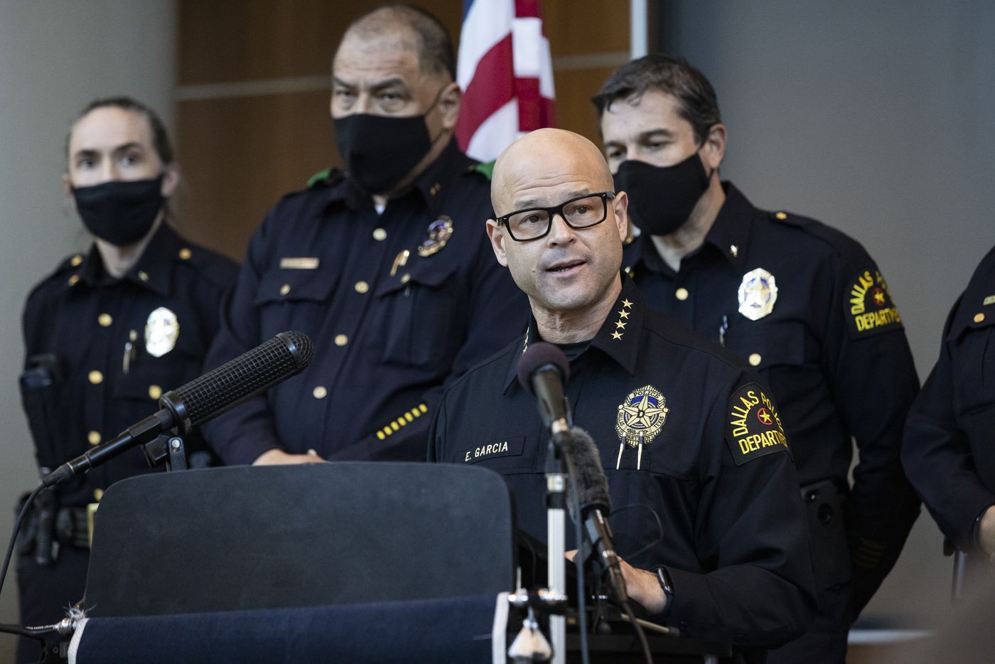 Dallas police officer arrested, charged in 2 unrelated
murders 1 Dallas police officer arrested, charged in 2 unrelated
murders 1