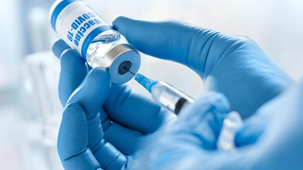 Doctor who mocked coronavirus vaccine refusers dies days
after getting jabbed 1