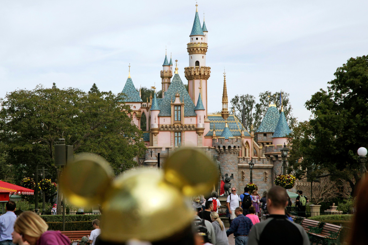 California to reopen Disneyland, MLB ballparks and allow
live events 1