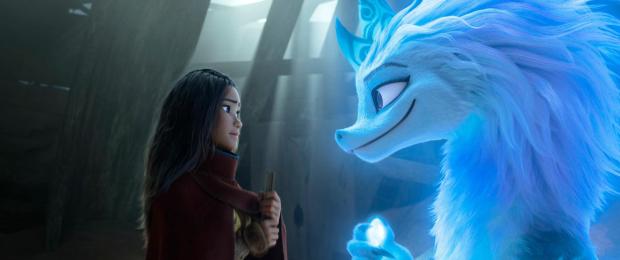 Audiences hold back, even as more movie theaters
open 1