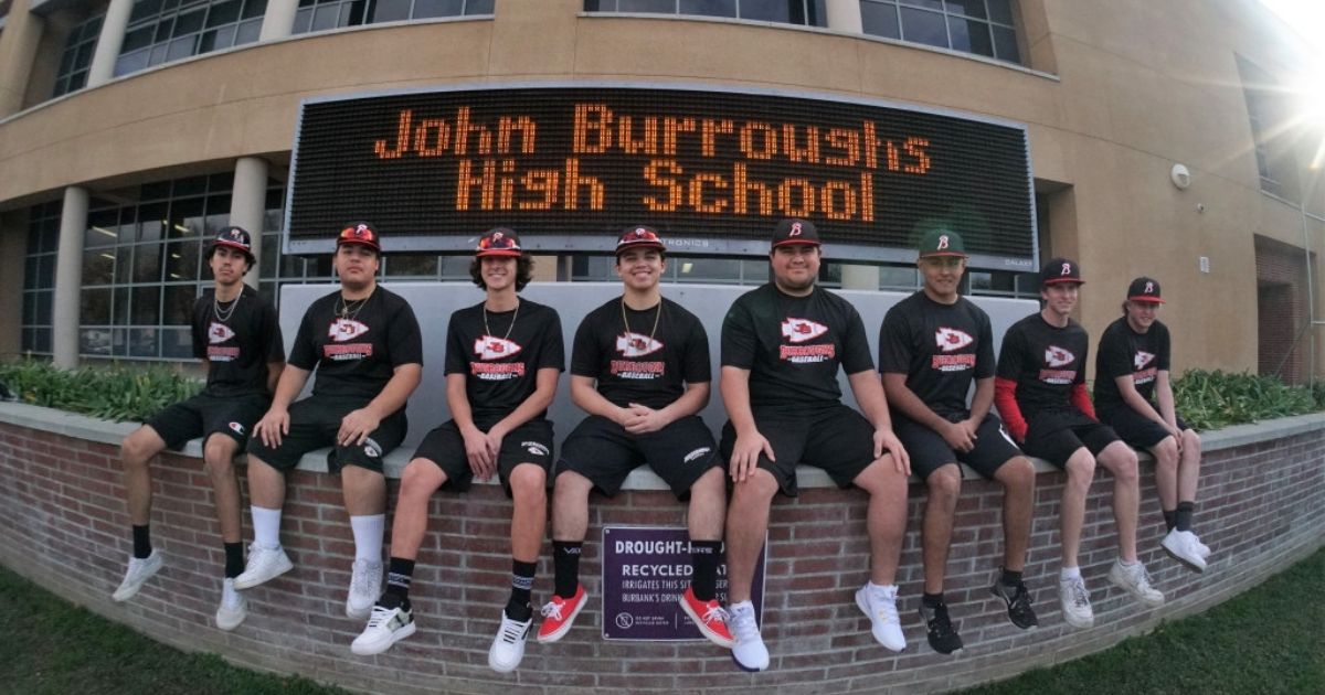 High School Baseball Team Suspended After Daring to Continue
2-Decade Tradition Without Masks 1