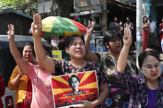 Protesters defy Myanmar security forces as UN action
urged 1