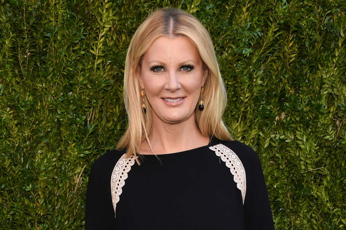 Masked intruder tries to break into Sandra Lee’s Malibu
home 1