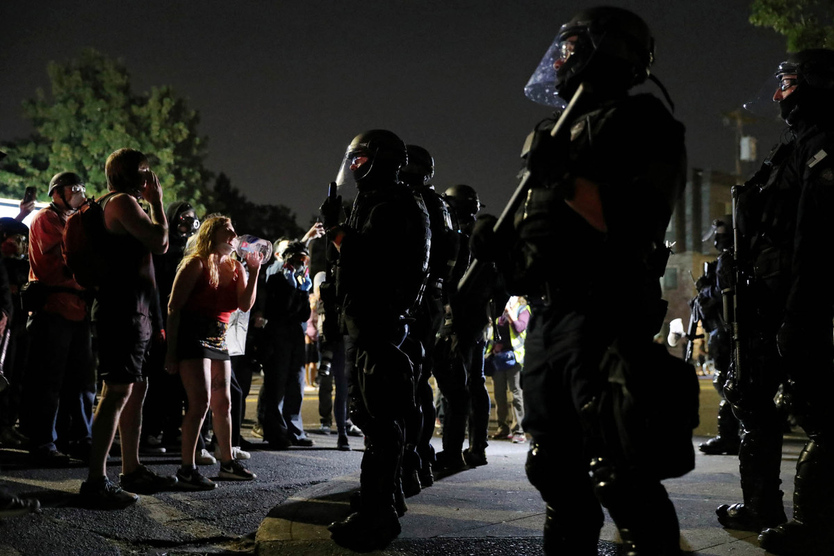 Portland’s people have finally had enough of the rolling
lefty riots 1