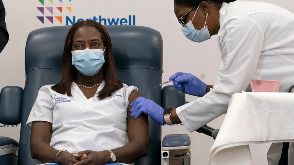 Smithsonian obtains vial from 1st US COVID-19 vaccine
dose 1
