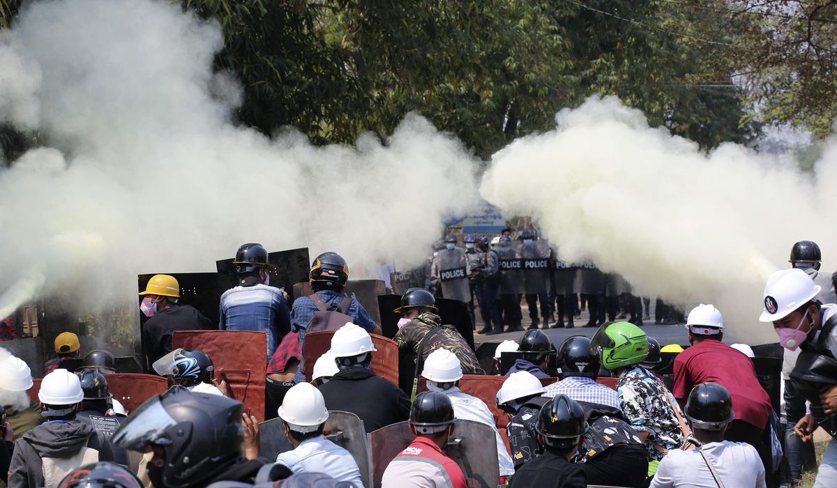 Myanmar security forces kill 2 anti-coup protesters 1