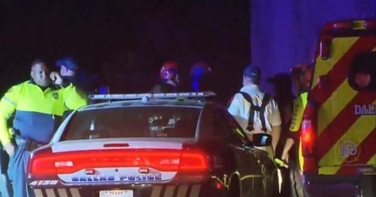 Dallas officer arrested on 2 murder charges 1