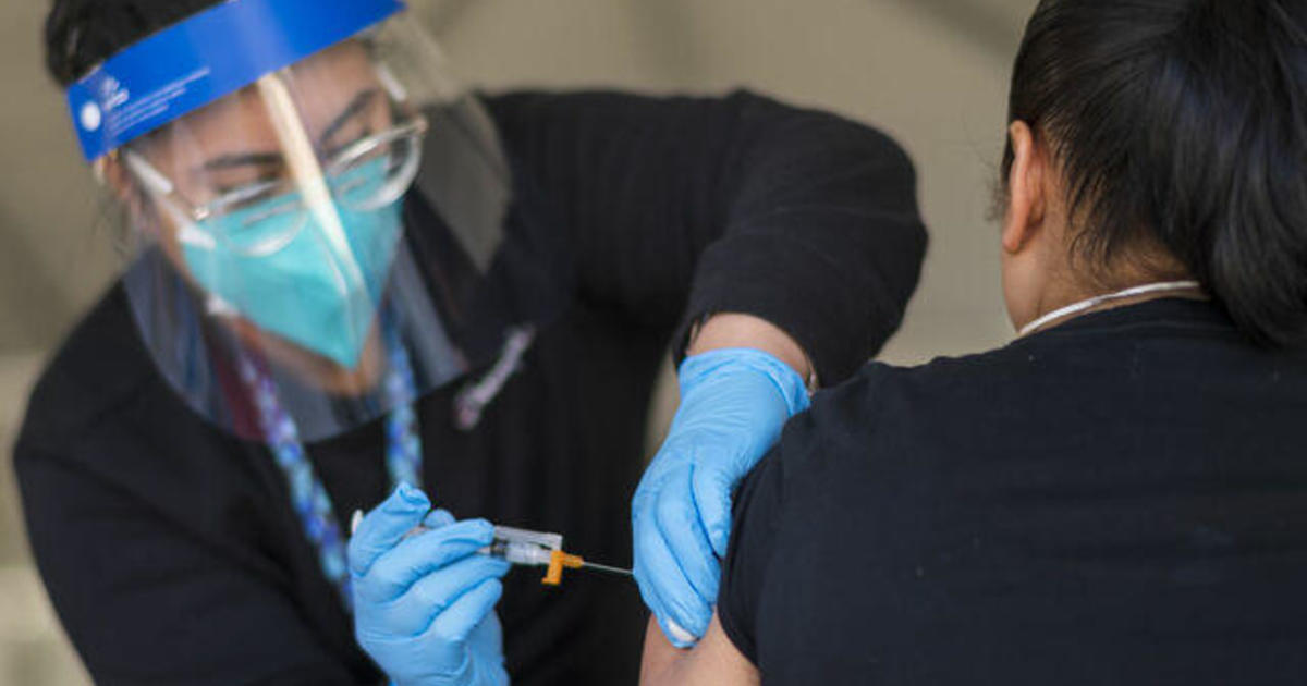 COVID-19 vaccination efforts pick up speed as states begin
easing restrictions 1