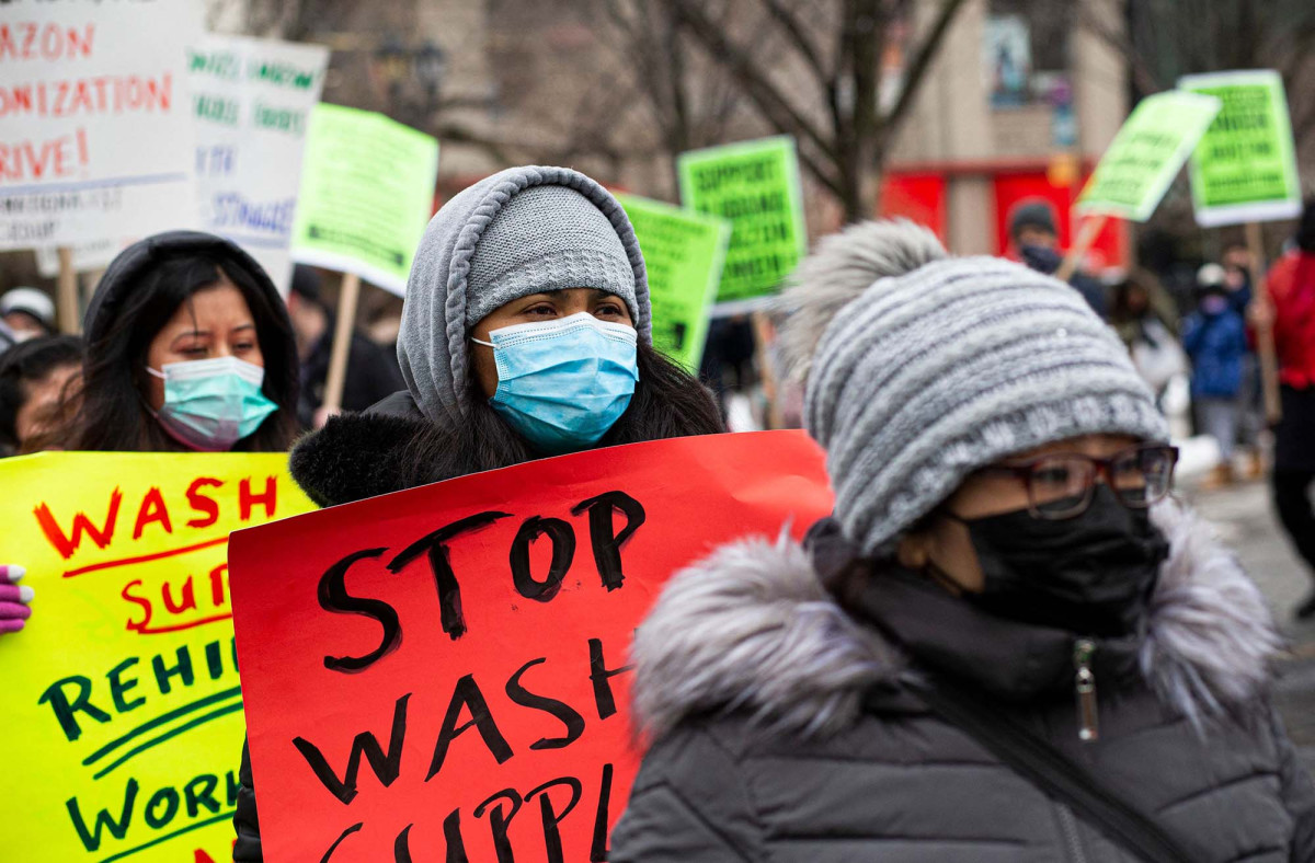 America’s elites are waging class war on workers and small
biz 1
