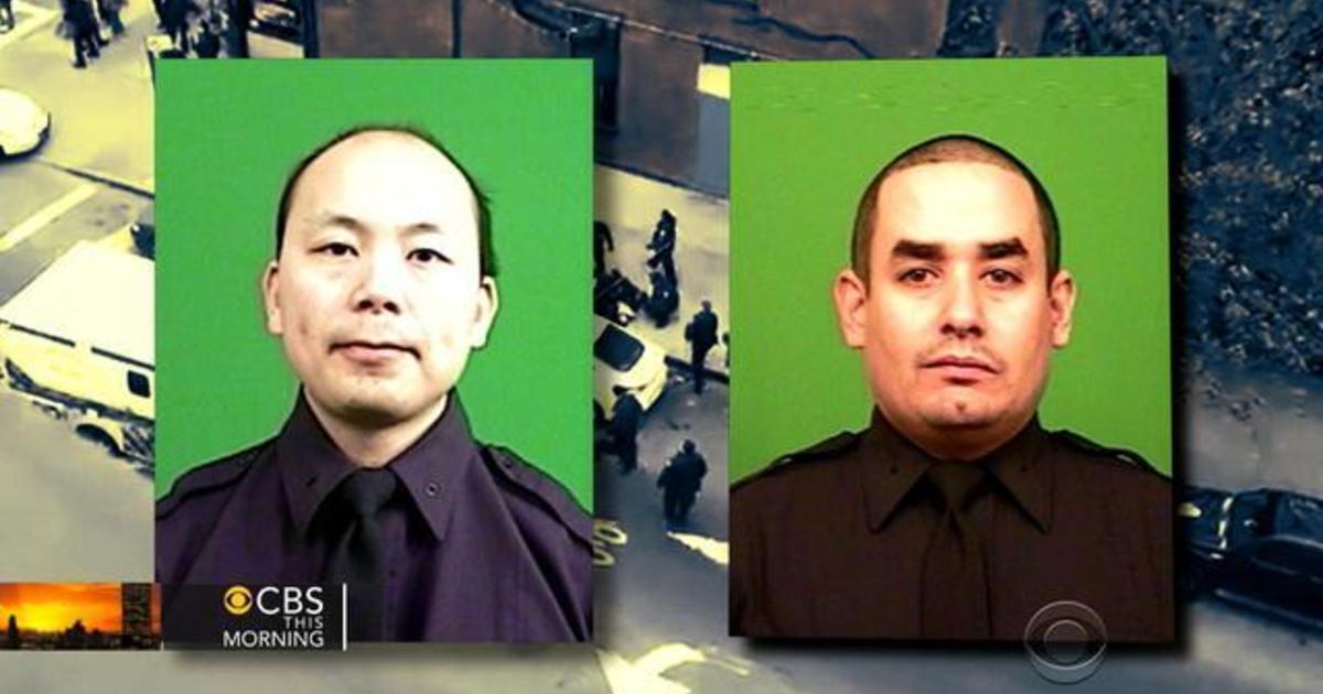 NYC gunman issued warning moments before killing two NYPD
officers 1